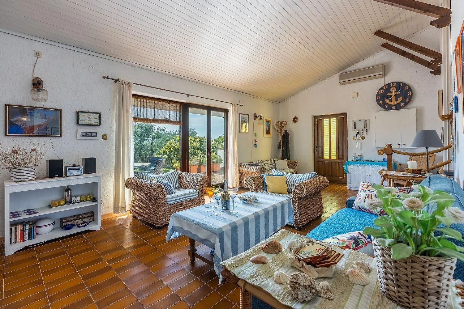Hundefreundliche Und Strandnahe Villa Mit Meerblick, Privatpool, Grill Kornic Croatia